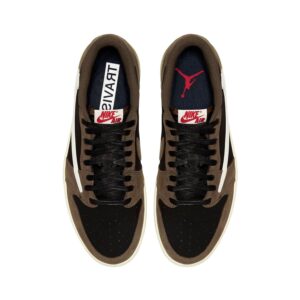 Air_Jordan_1_low_x_Travis_Scott_3_1500x.jpg