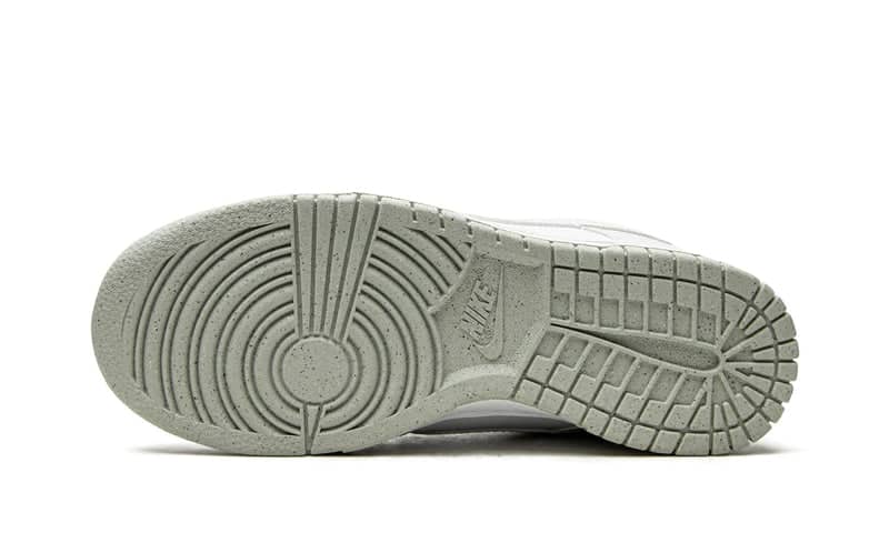 baskets-dunk-low-next-nature-white-mint-pour-homme-et-femme-disponible-sur-kikikickz-404973_800x.jpg