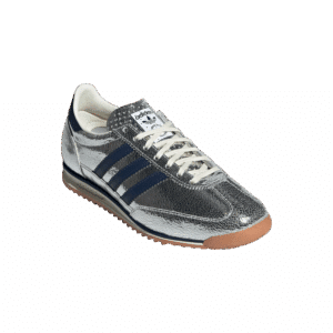 imgi_35_JH8654_6_FOOTWEAR_Photography_FrontLateralTopView_transparent