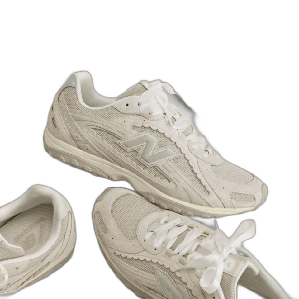 New Balance 204L White