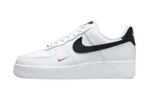 Wmns Nike Air Force 1 ’07 Essential ‘White Black’