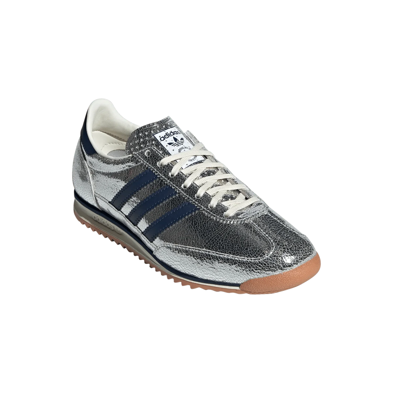 imgi_35_JH8654_6_FOOTWEAR_Photography_FrontLateralTopView_transparent