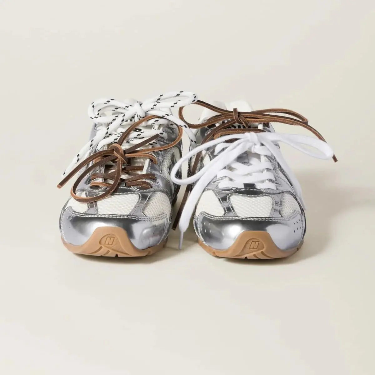 imgi_37_New_Balance_530_SL_Miu_Miu_Metallic_Silver_5