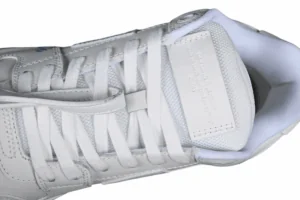 off-white-virgil-abloh-out-of-office-latter-white-blue-20.png