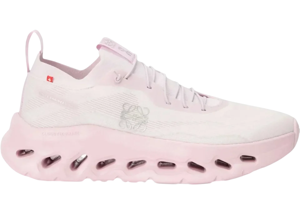 LOEWE x On Running Cloudtilt Pale Pink